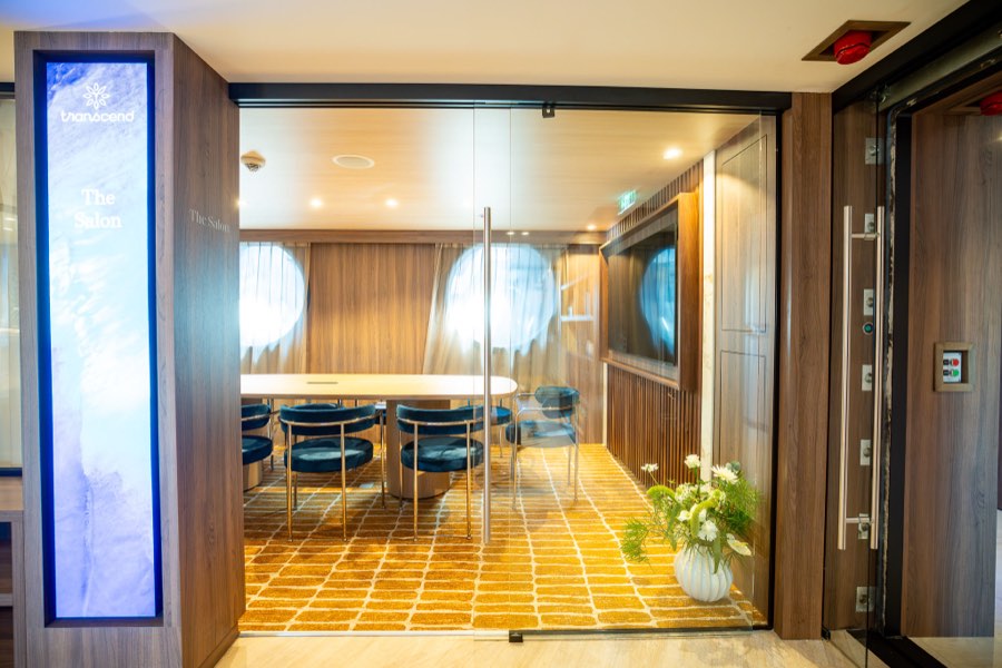 The Salon, a private meeting room with an oval table